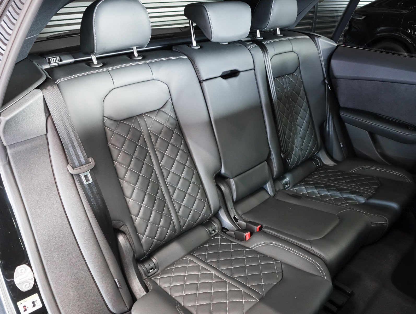 New 2026 Audi SQ8 Premium Plus image 11