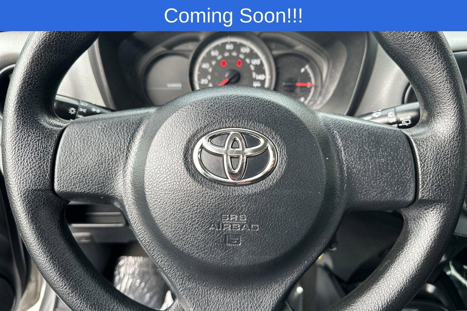 Used 2015 Toyota Yaris L FWD image 22
