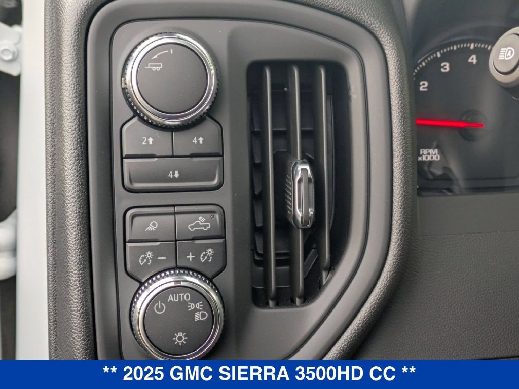New 2025 GMC Sierra 3500 Pro w/ Convenience Package AWD/4WD image 20