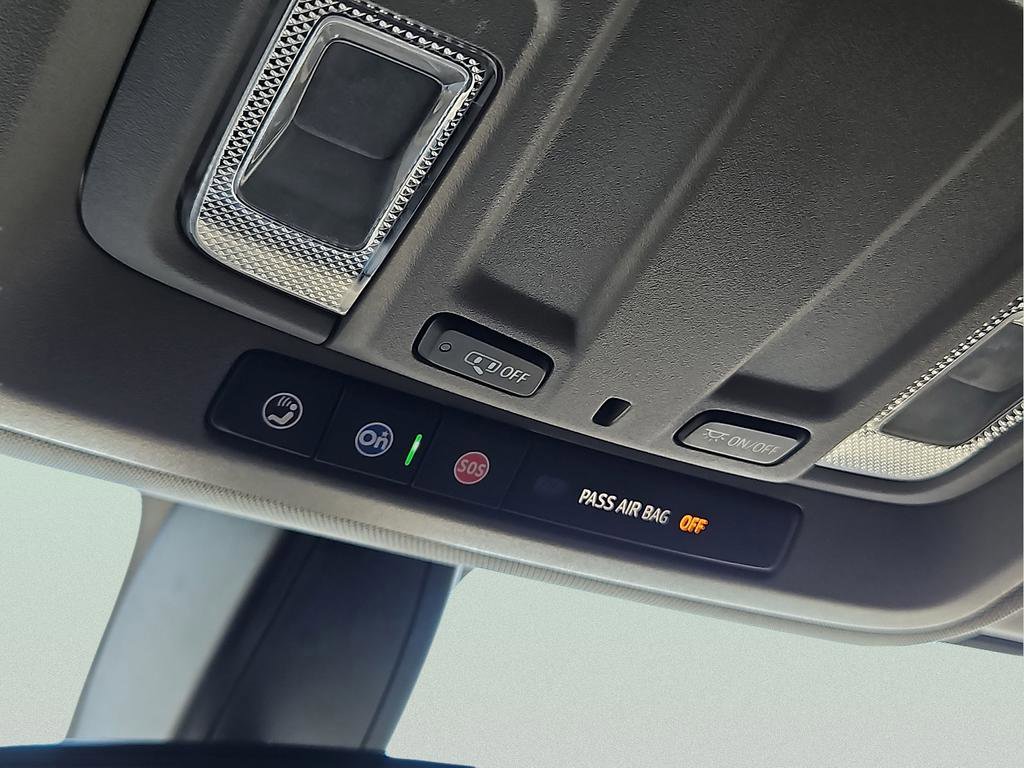 Used 2020 Chevrolet Silverado 1500 RST w/ All-Star Edition image 18