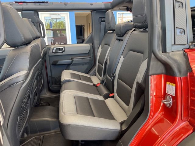 Used 2024 Ford Bronco Black Diamond AWD/4WD image 18