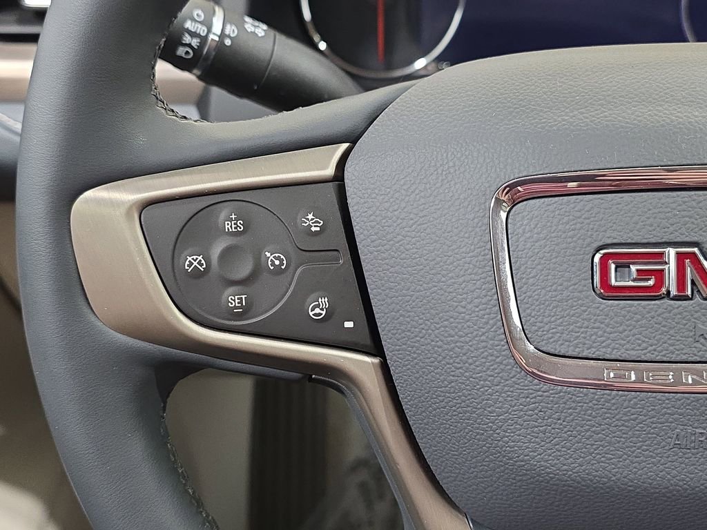 Used 2023 GMC Acadia Denali w/ Denali Ultimate Package image 14