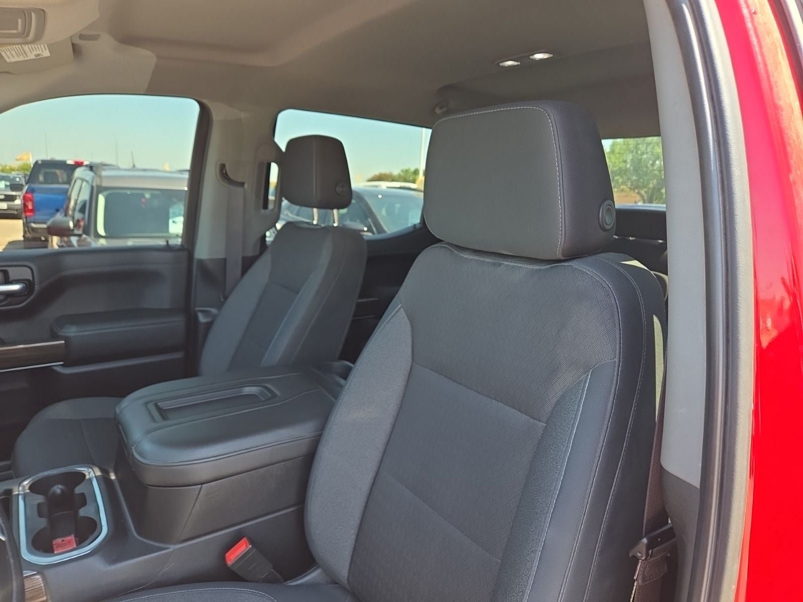 Used 2019 Chevrolet Silverado 1500 LT Trail Boss AWD/4WD image 19