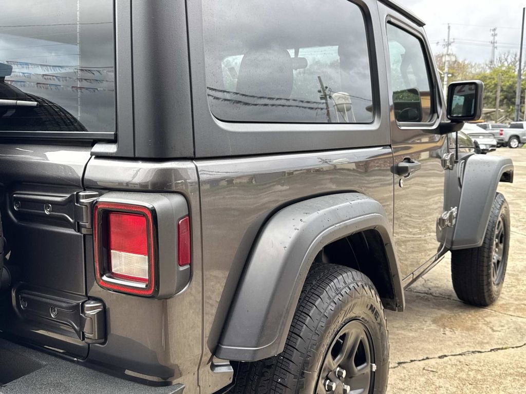 Used 2020 Jeep Wrangler Sport image 14