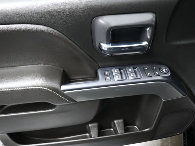 Used 2018 Chevrolet Silverado 1500 LT w/ All Star Edition image 13