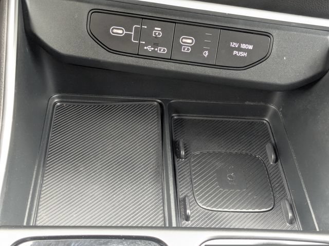 Certified 2025 Kia Carnival SX Prestige FWD image 31