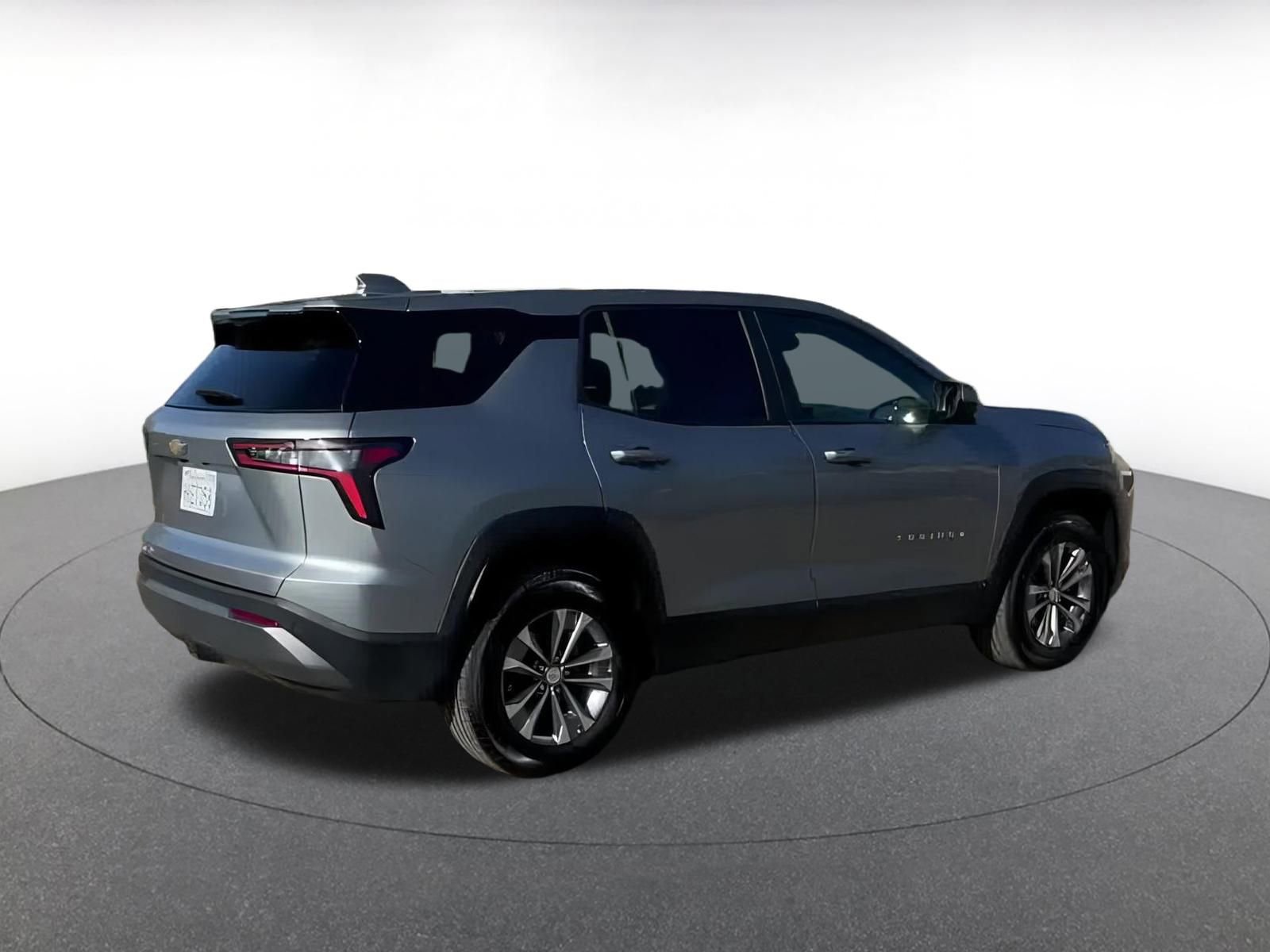 Used 2025 Chevrolet Equinox LT image 11