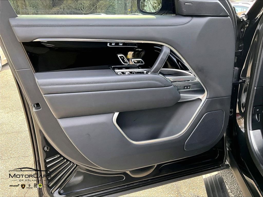 Used 2024 Land Rover Range Rover SE image 20