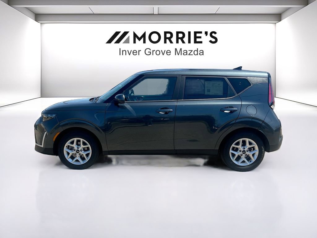 Used 2025 Kia Soul LX w/ LX Technology Package FWD image 8