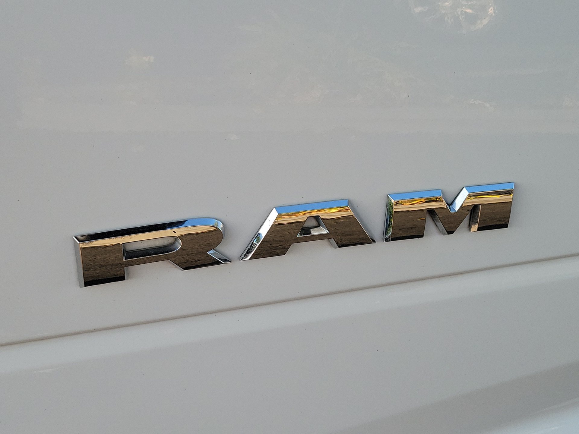 Certified 2024 RAM 2500 Laramie AWD/4WD image 10