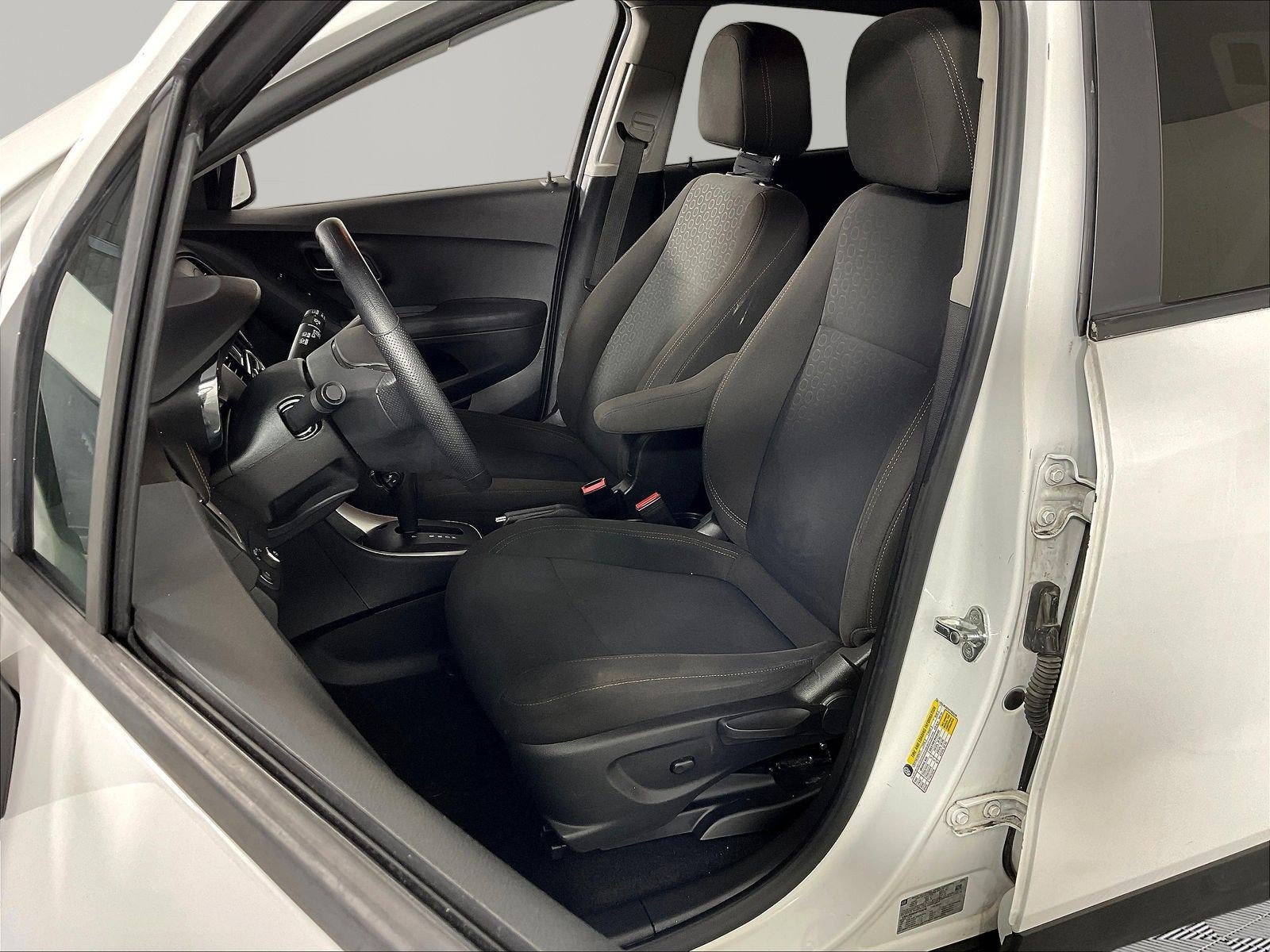 Used 2019 Chevrolet Trax LS FWD image 20