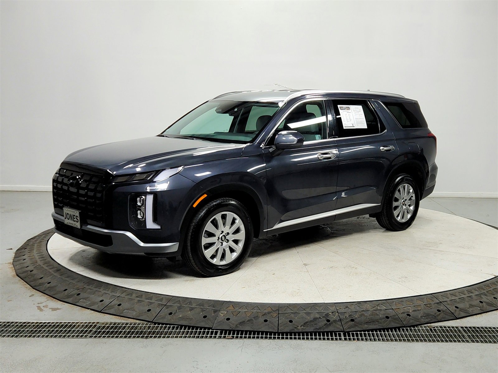 Used 2024 Hyundai Palisade SEL image 3