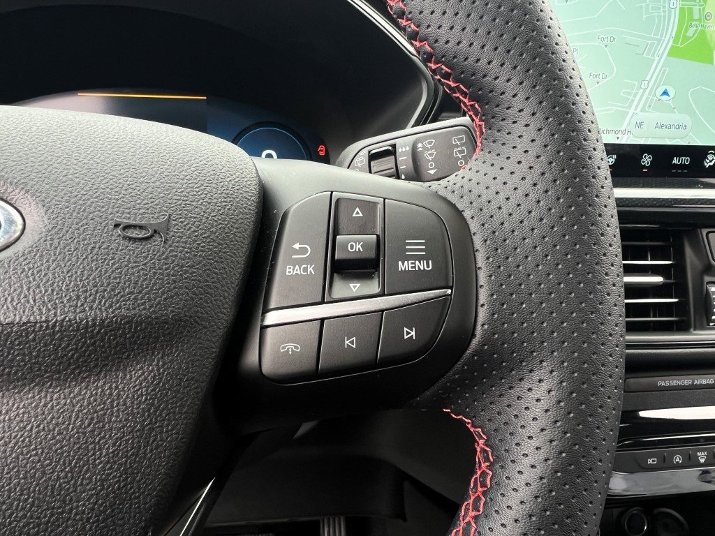 Used 2025 Ford Escape ST-Line Select w/ Tech Pack #2 image 23