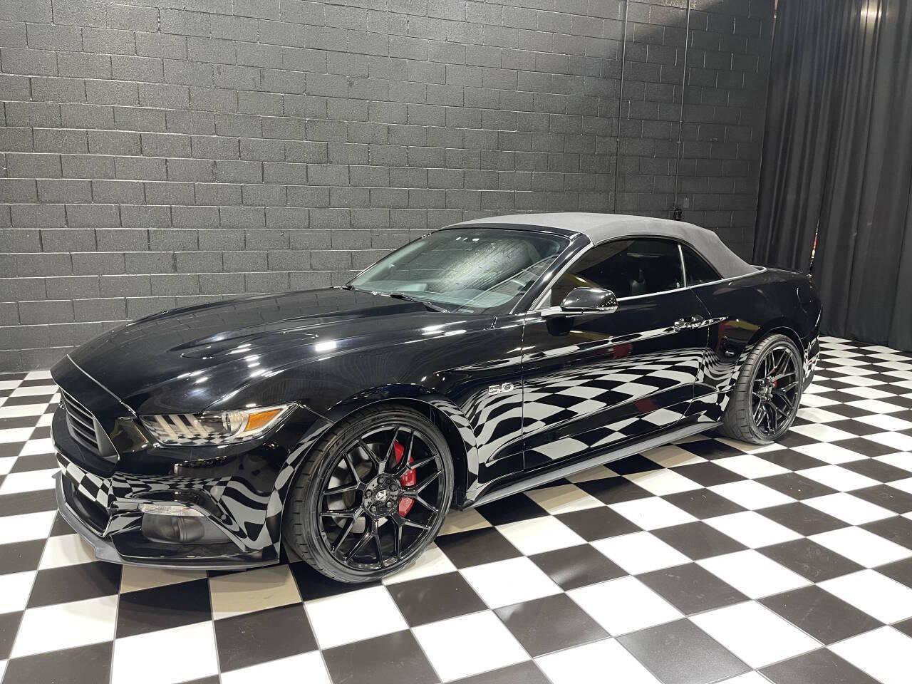 Used 2017 Ford Mustang GT Premium RWD image 43