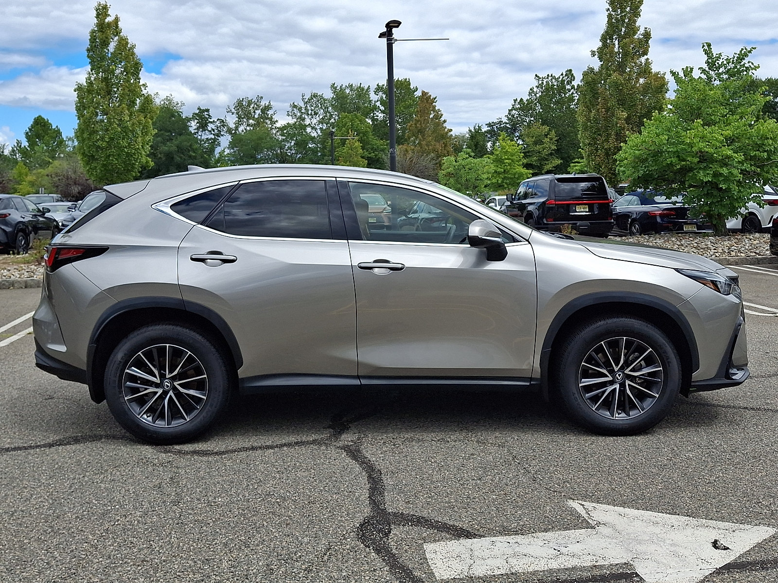 Certified 2022 Lexus NX 350 AWD w/ Cold Area Package image 8