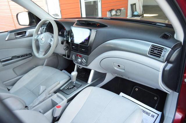 Used 2011 Subaru Forester 2.5X Premium w/ All-Weather Pkg image 15