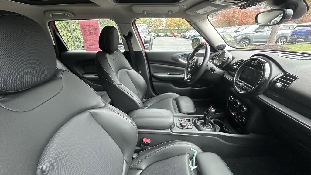 Used 2020 MINI Cooper Clubman S w/ Premium Package image 4