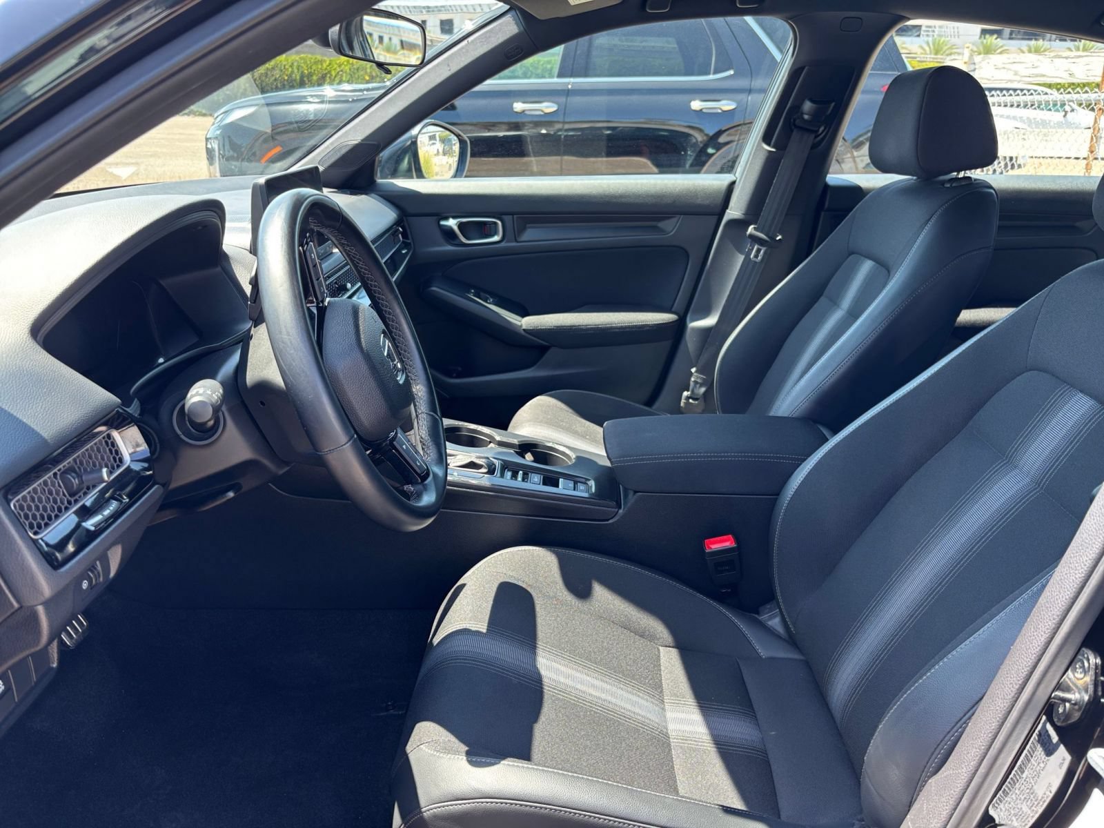 Used 2025 Honda Civic Sport image 25