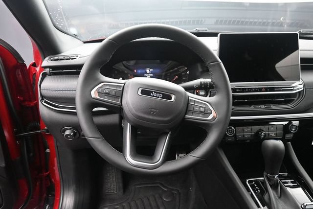 New 2026 Jeep Compass Latitude AWD/4WD image 18