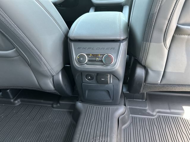 Used 2025 Ford Explorer Active w/ Active Comfort Package AWD/4WD image 24