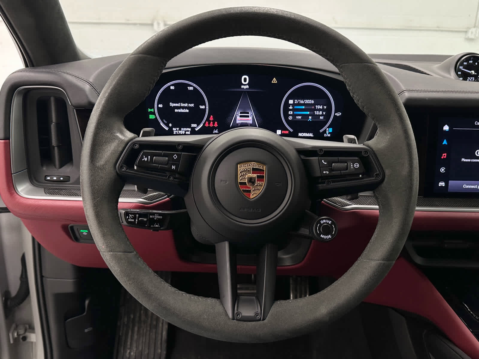 Used 2024 Porsche Cayenne S image 24