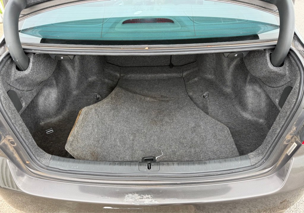 Used 2010 Acura TSX Sedan FWD image 16