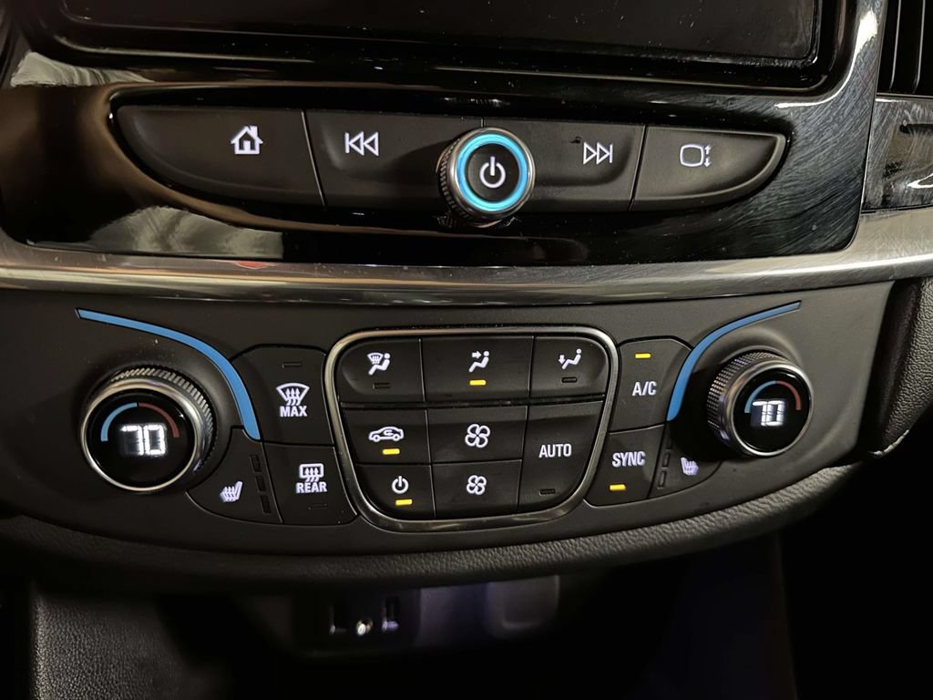 Certified 2023 Chevrolet Traverse LT AWD/4WD image 25