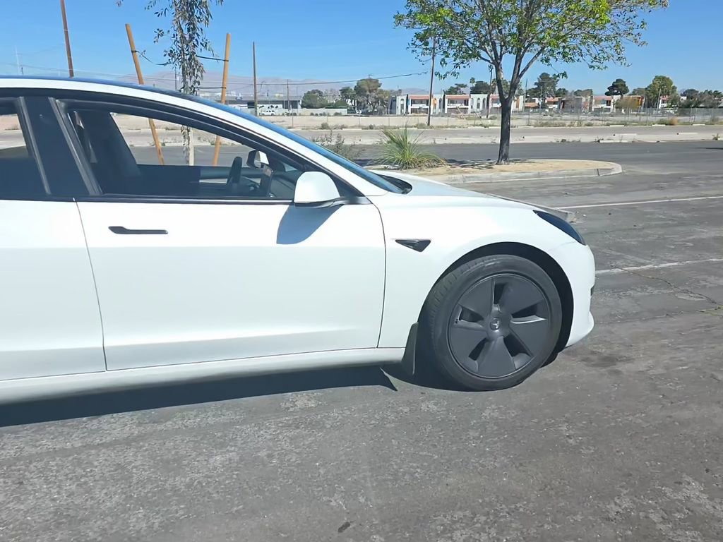 Used 2023 Tesla Model 3 Standard Range image 20