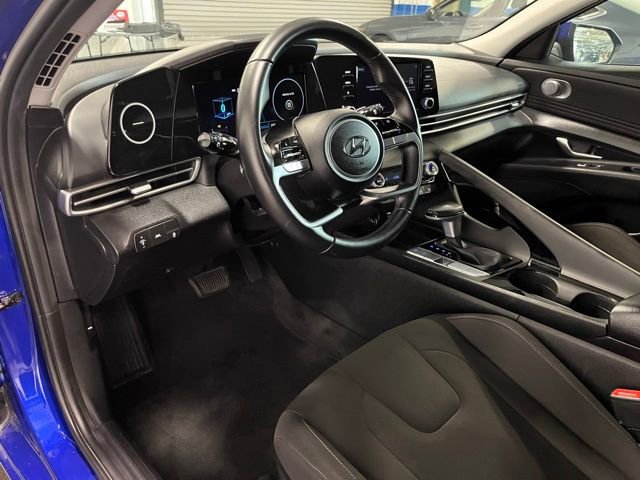 Used 2021 Hyundai Elantra SEL w/ Convenience Package FWD image 19