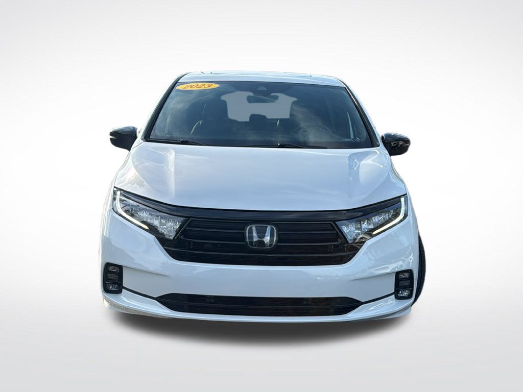 Used 2023 Honda Odyssey Sport image 2