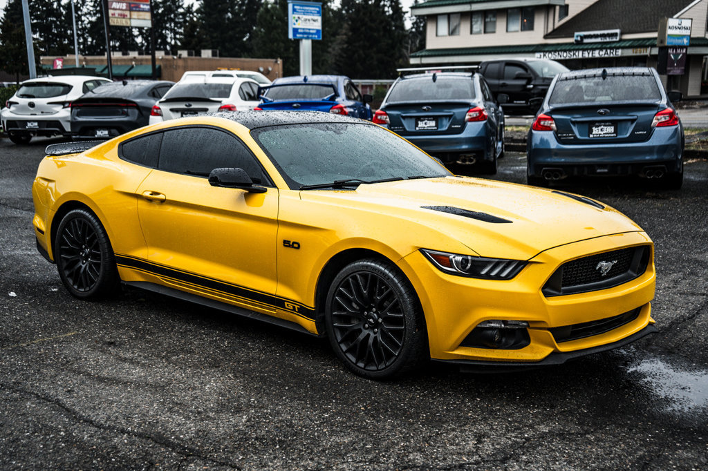Used 2016 Ford Mustang GT Premium RWD image 4