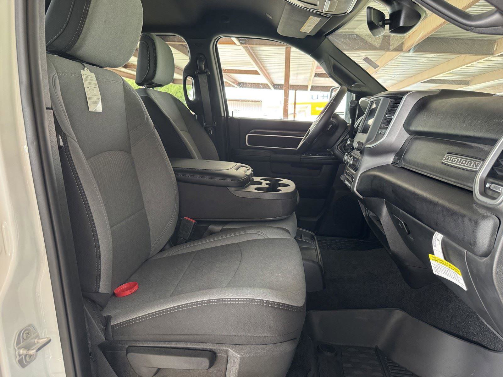 Used 2024 RAM 2500 Big Horn w/ Protection Group image 39