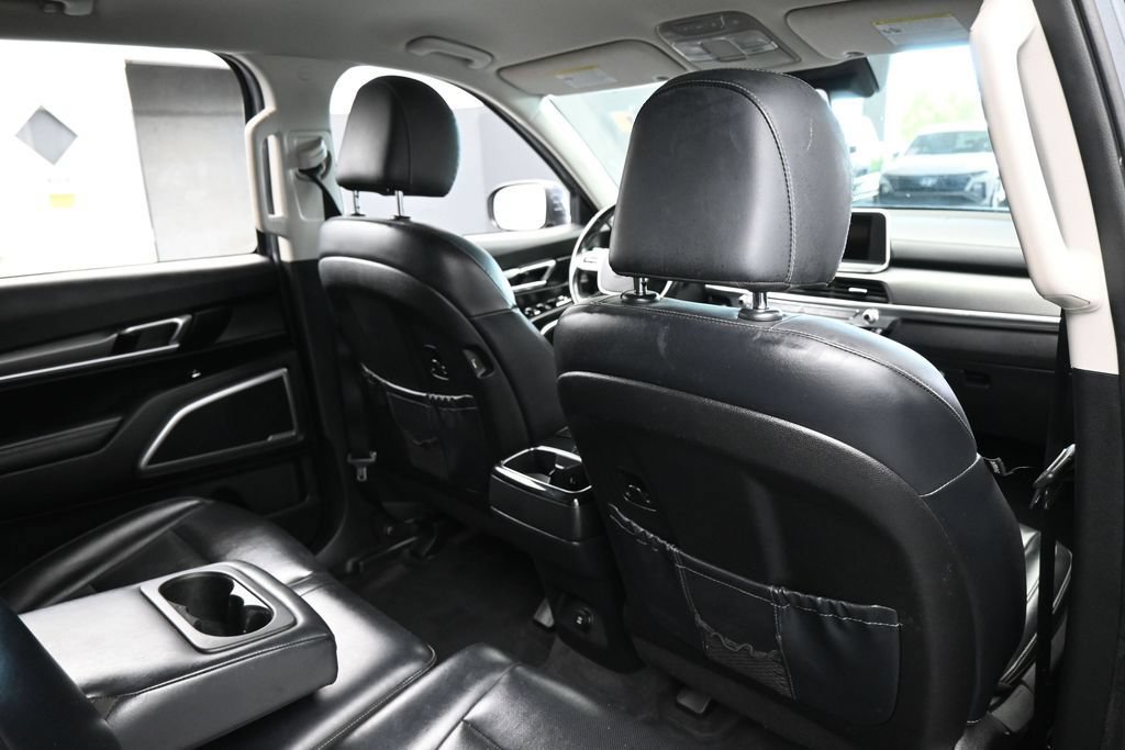 Used 2022 Kia Telluride LX AWD/4WD image 42