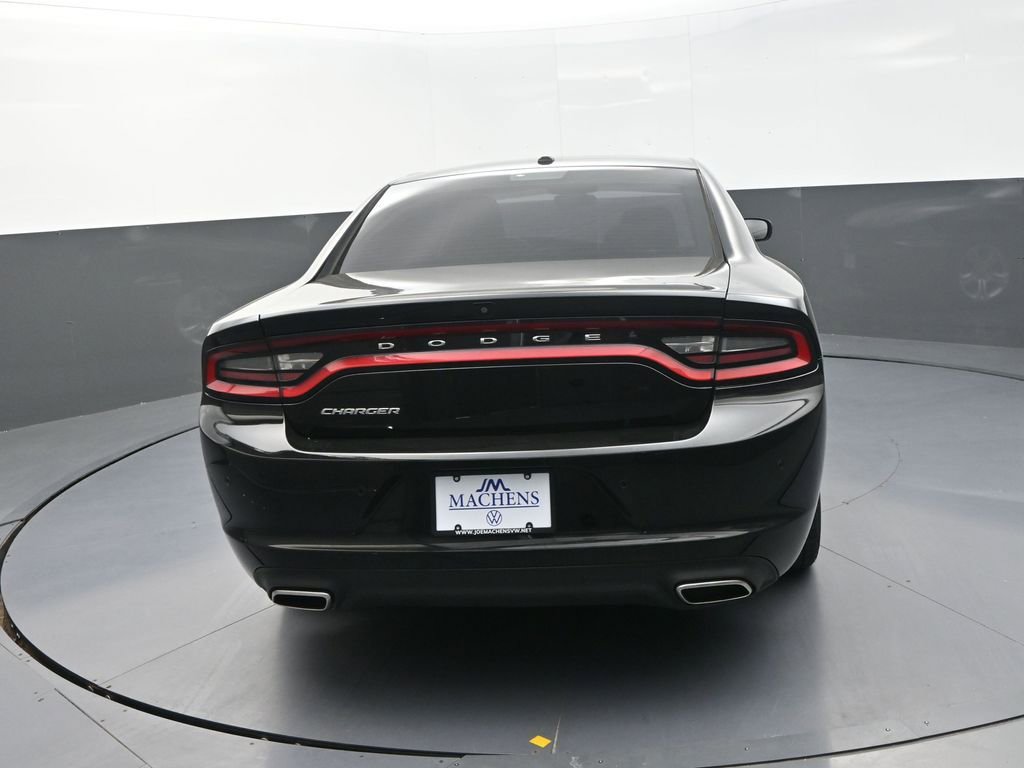 Used 2020 Dodge Charger SXT image 9
