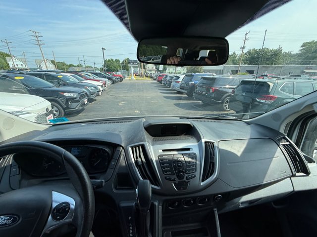 Used 2018 Ford Transit 350 XLT RWD image 2