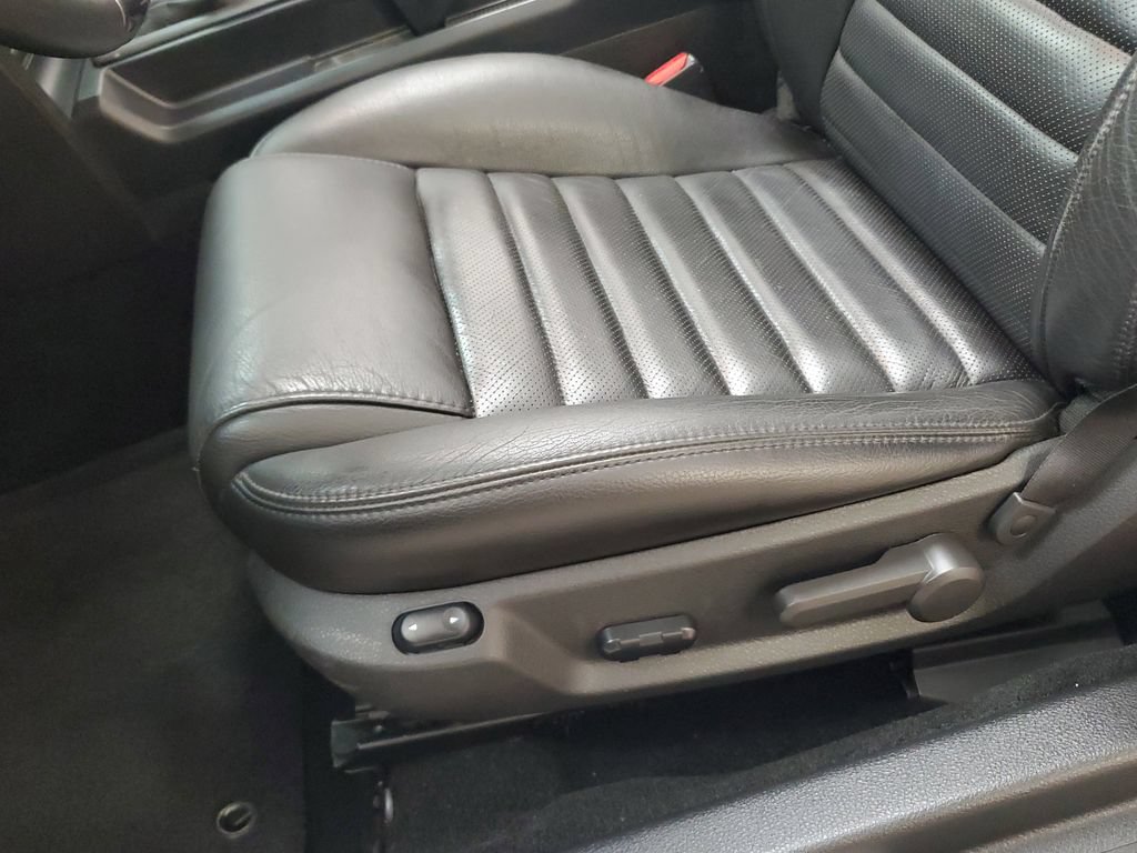 Used 2007 Ford Mustang Shelby GT500 RWD image 14