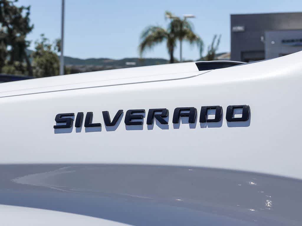 Used 2022 Chevrolet Silverado 1500 Custom RWD image 9