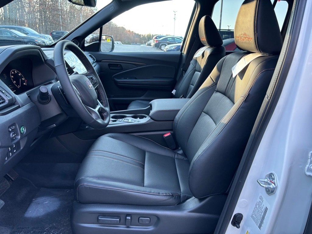Used 2024 Honda Ridgeline TrailSport image 10
