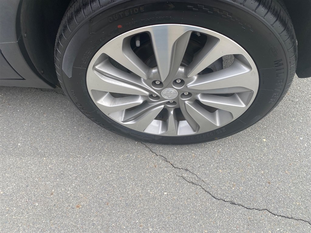 Used 2019 Buick Encore Preferred FWD image 15