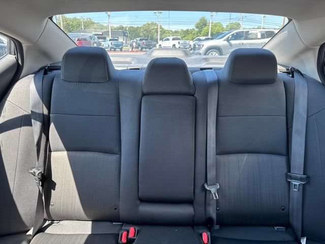 Used 2024 Nissan Altima 2.5 SV FWD image 11