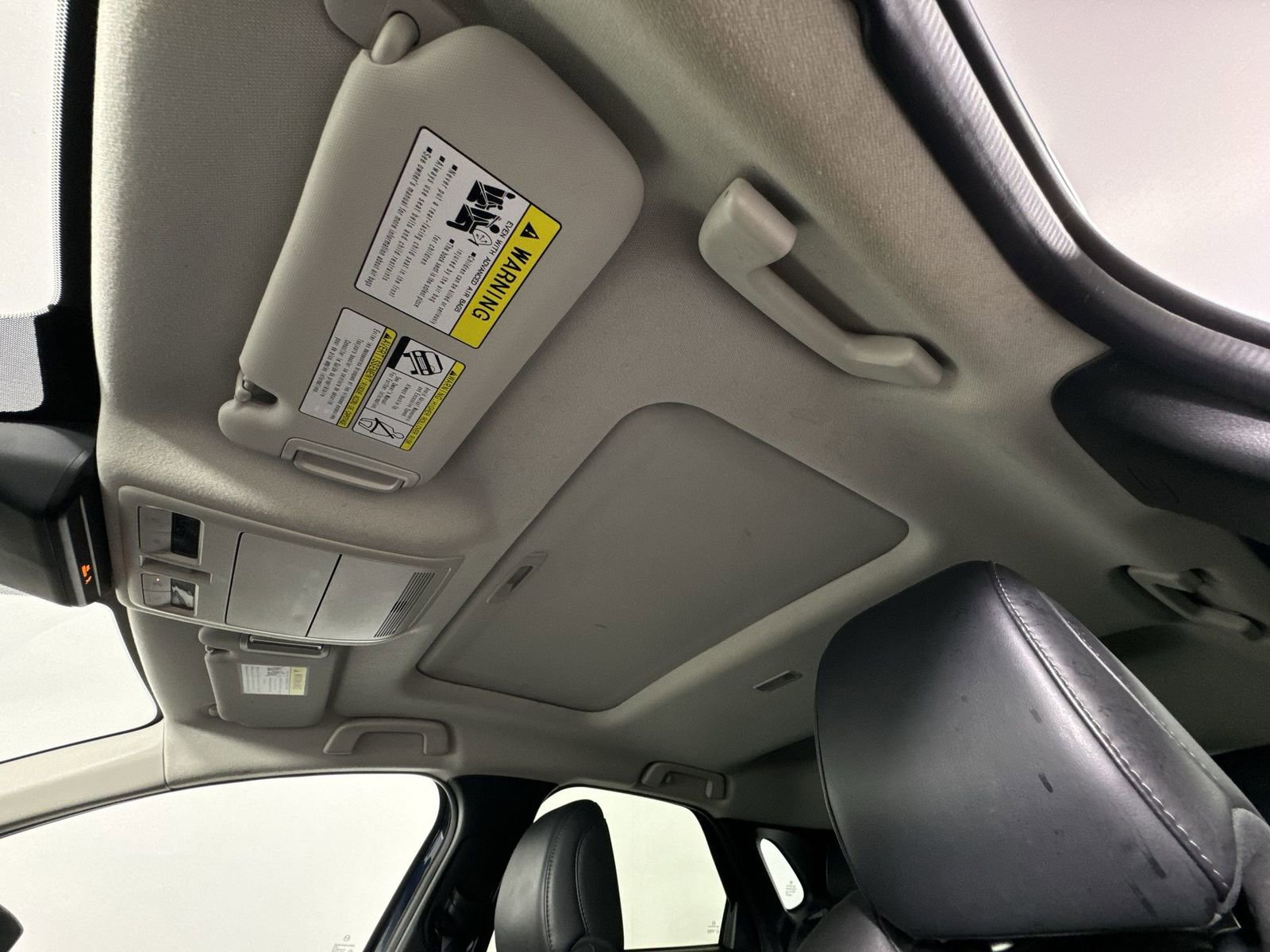 Used 2022 MAZDA CX-30 AWD 2.5 S w/ Preferred Package image 18