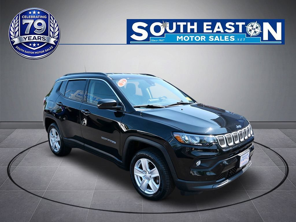 Used 2022 Jeep Compass Latitude w/ Convenience Group AWD/4WD image 2
