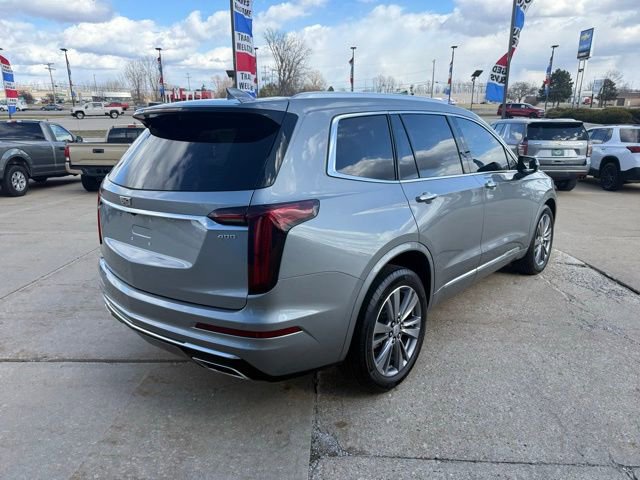 Used 2025 Cadillac XT6 Premium Luxury image 37