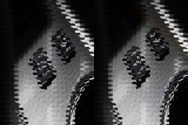 Used 2018 Nissan Pathfinder SL w/ Midnight Edition Package image 18