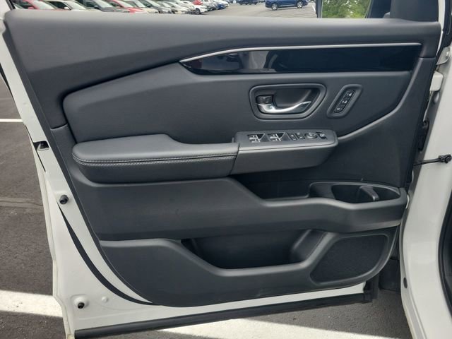 Used 2023 Honda Pilot Touring image 39
