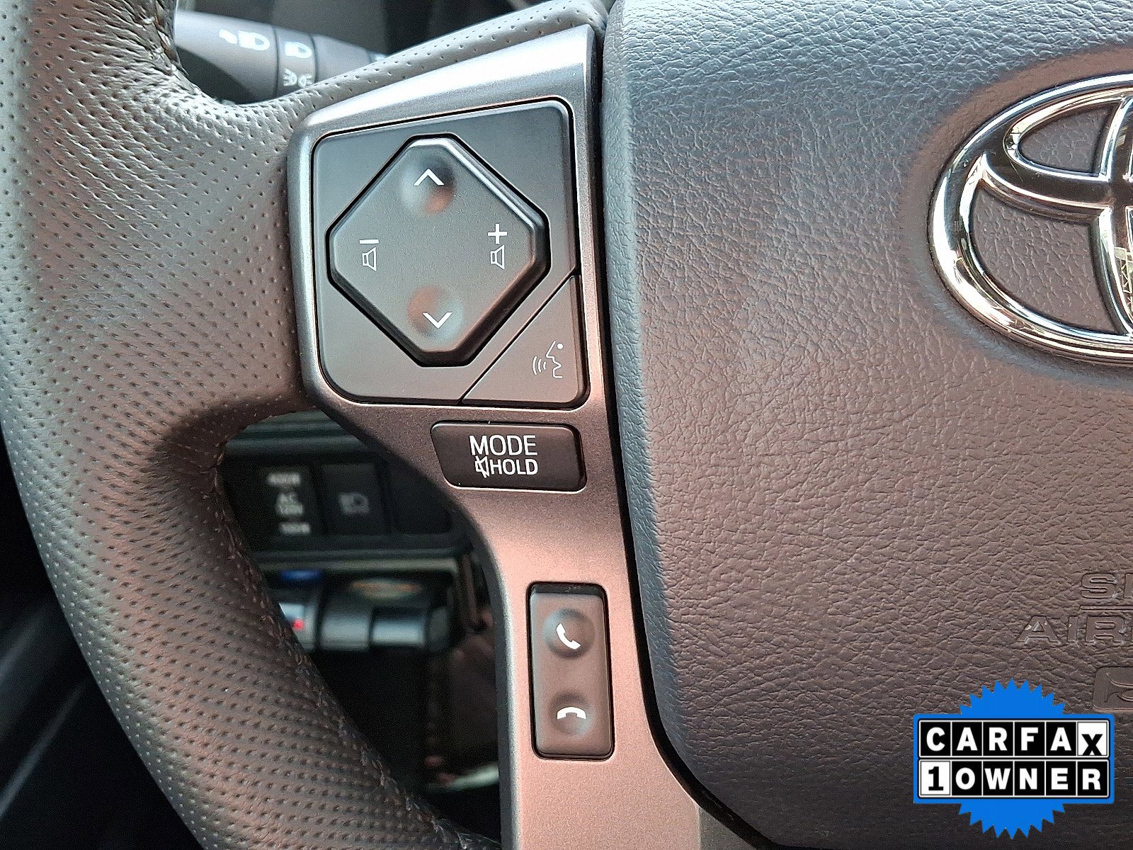 Used 2019 Toyota Tacoma TRD Sport image 24