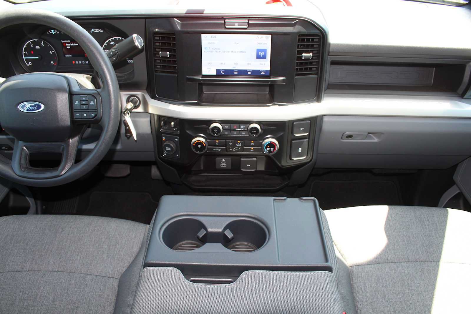 Used 2025 Ford F250 XL w/ STX Appearance Package AWD/4WD image 29