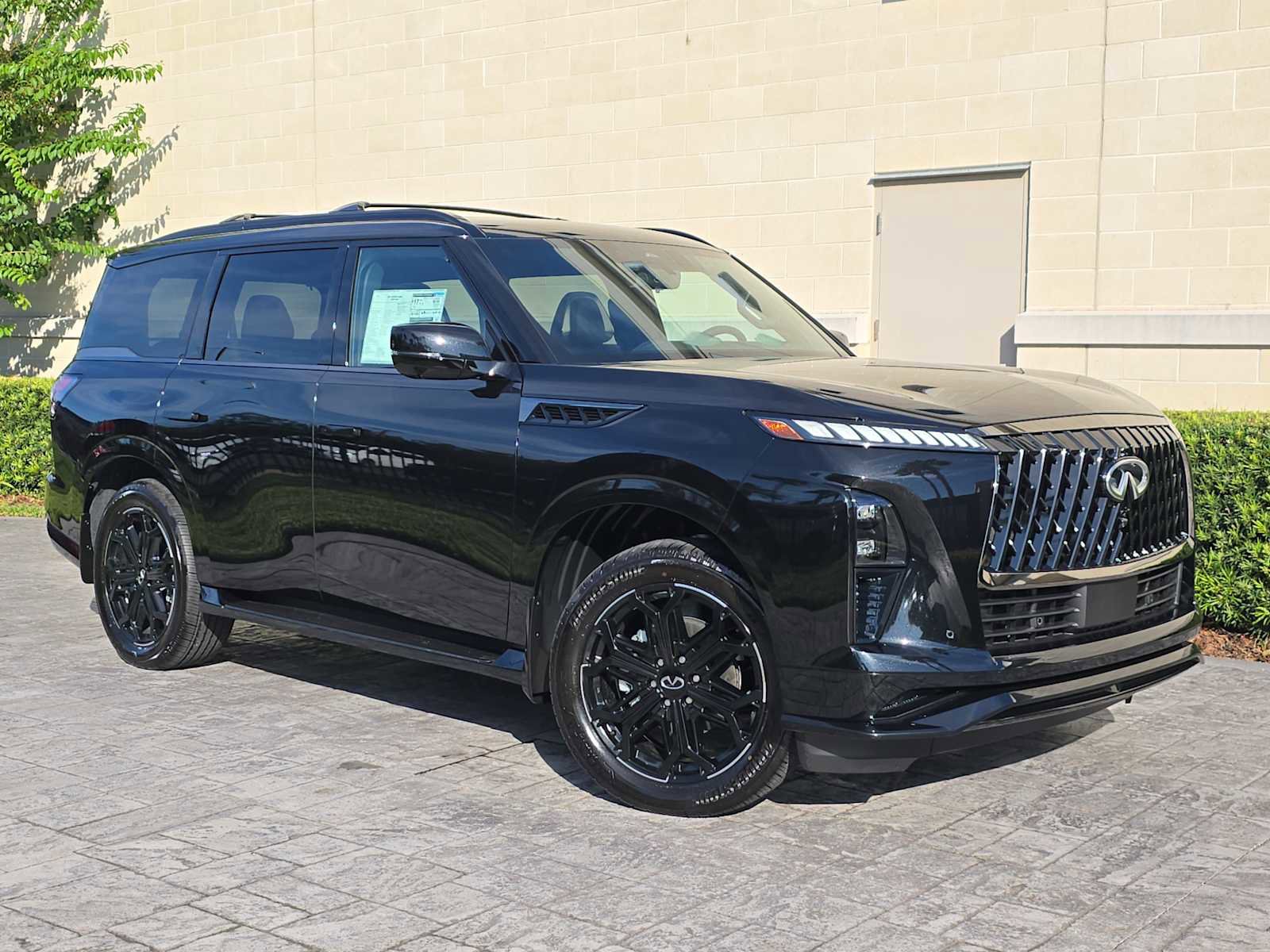New 2026 INFINITI QX80 4WD w/ Sport Exterior Package image 28