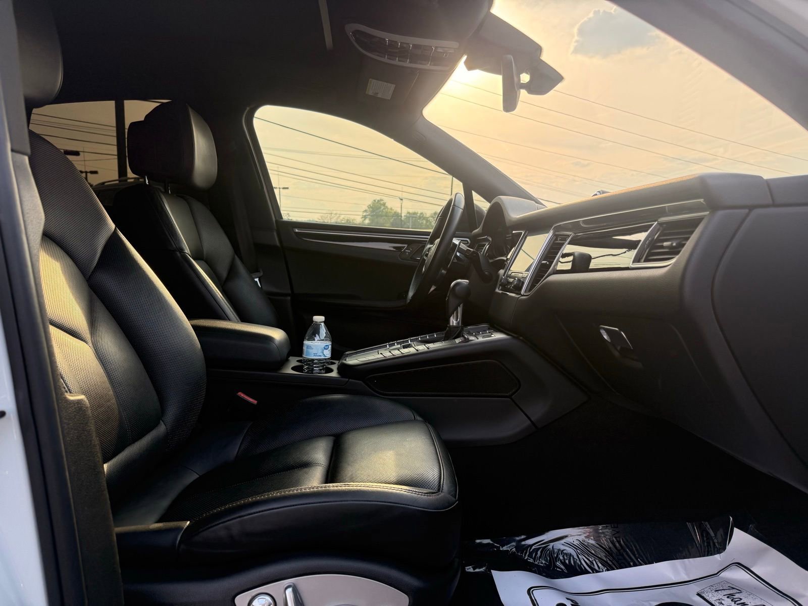 Used 2017 Porsche Macan S image 32