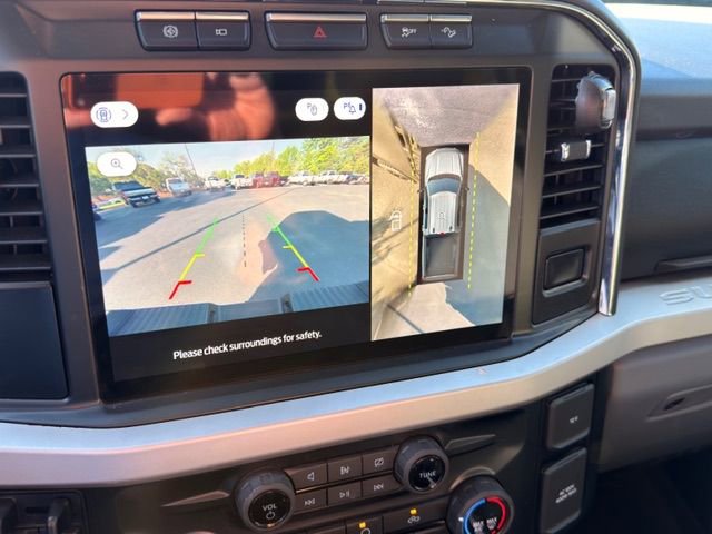 Used 2023 Ford F250 XLT w/ XLT Premium Package image 3